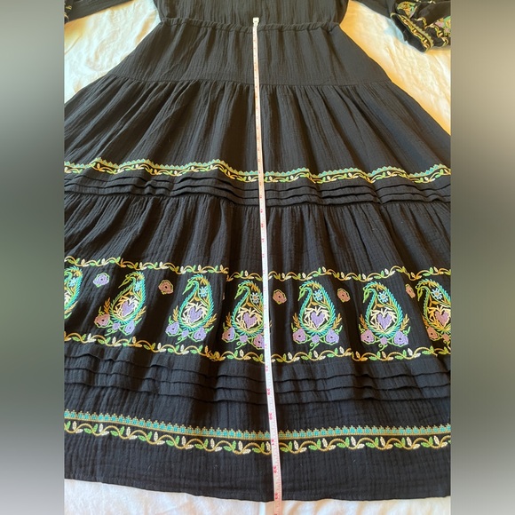 Secret Mission Felicia Maxi Dress Black with Paisley Embroidery Size M NWT - Picture 8 of 10